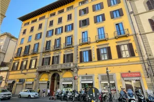 Hotel Alinari Florence - Outside view